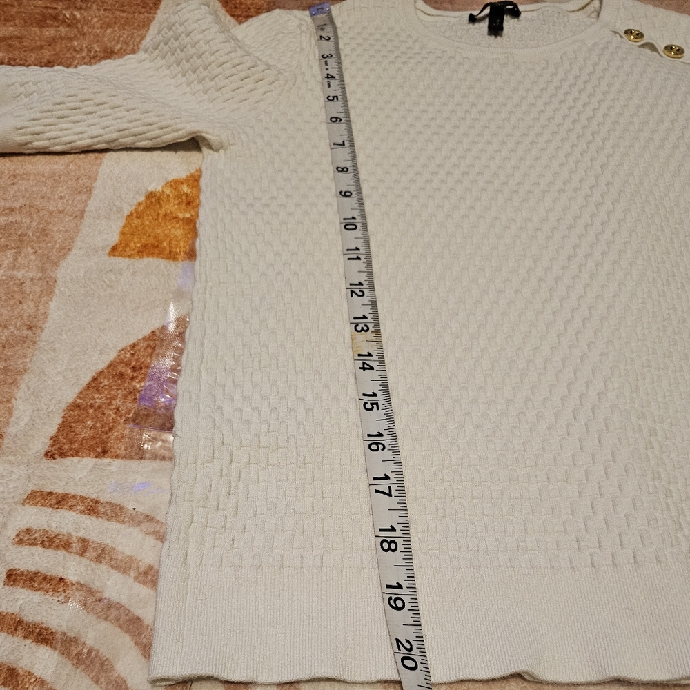 ESCADA White Textured Knit Top with Button Detail SZ M - Picture 8 of 8